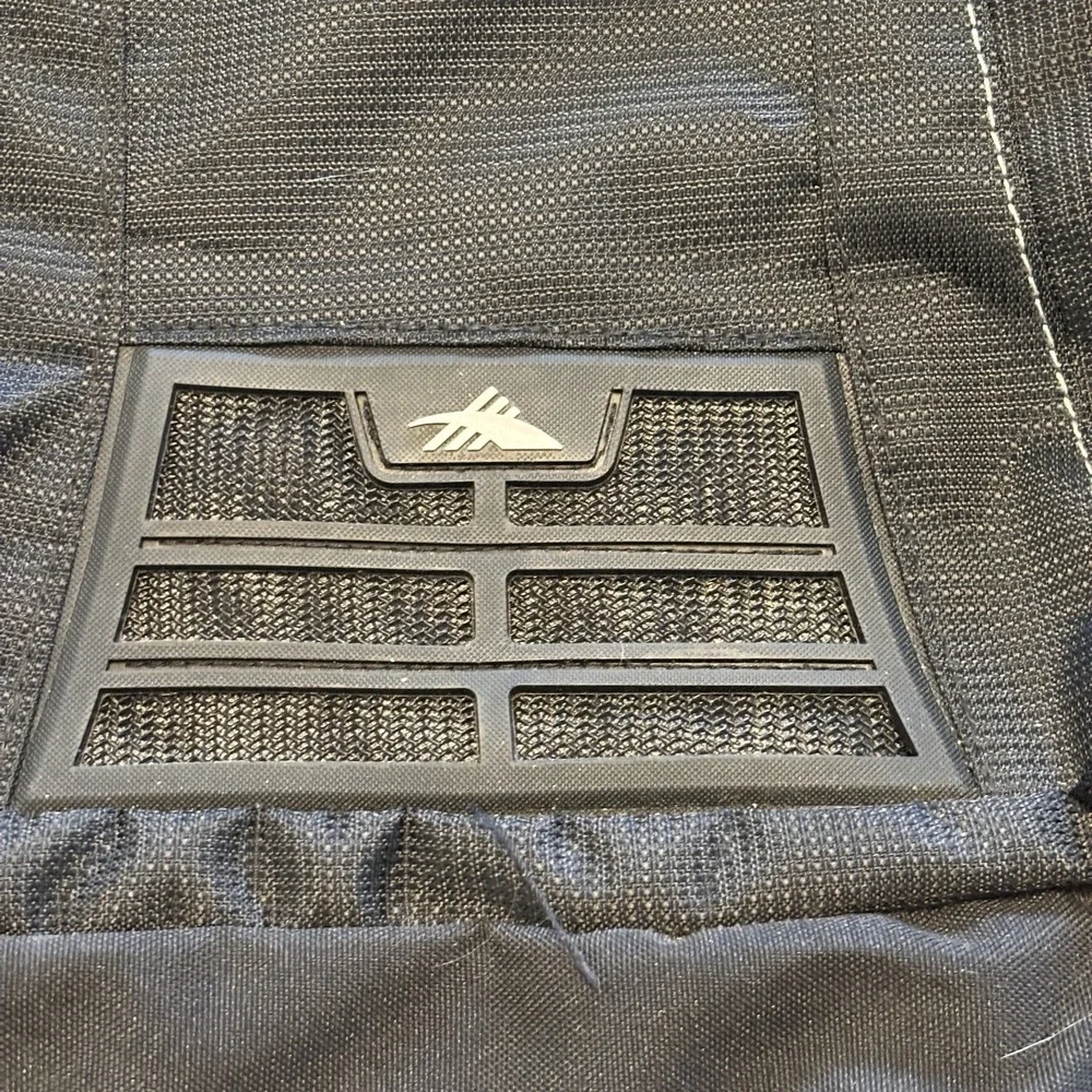 HIGH‎ SIERRA Oreo Backpack Black Suspension Strap System AirFlow – NWT